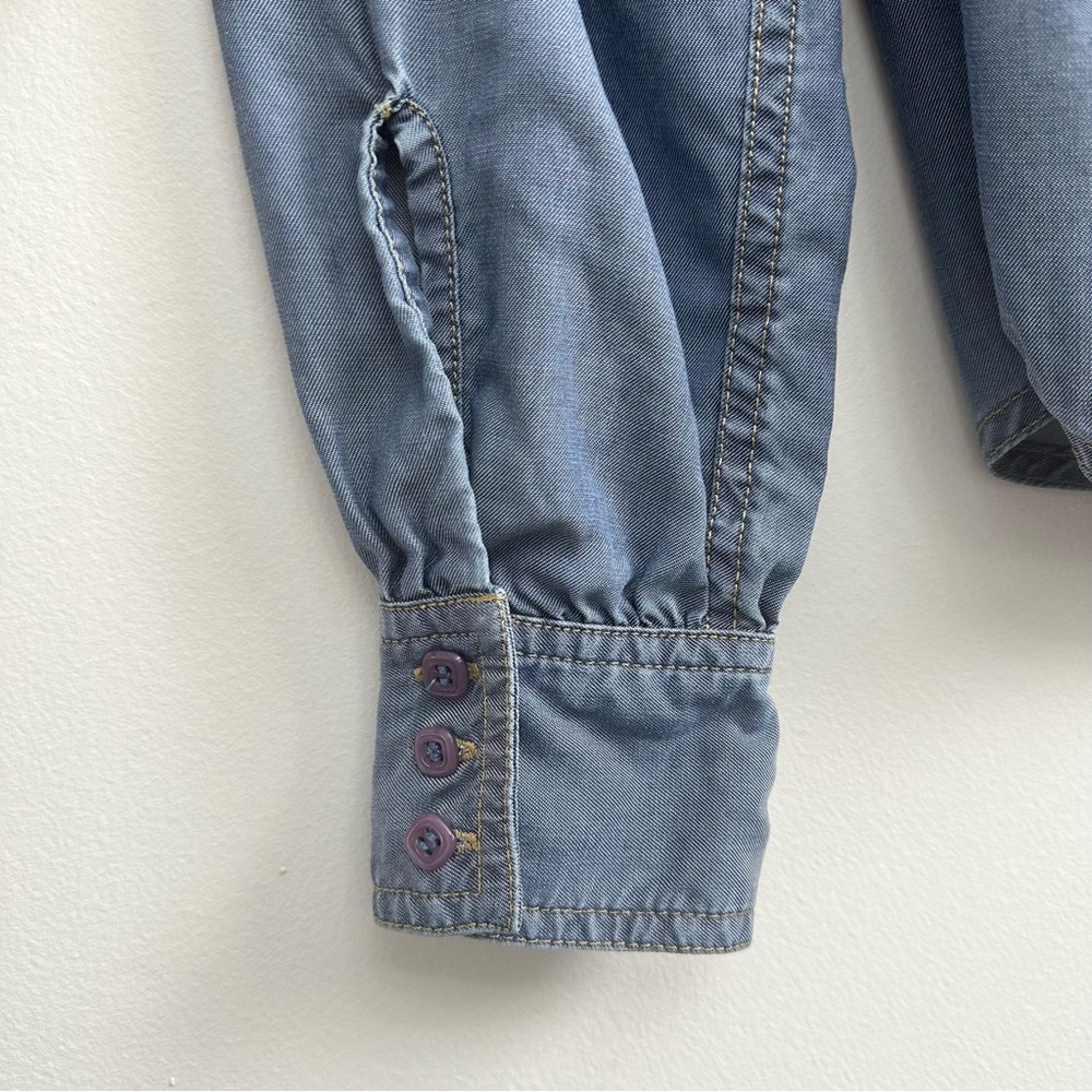 Liz Claiborne Button Down Denim Chambray Long-Sleeve Shirt - Picture 6 of 6